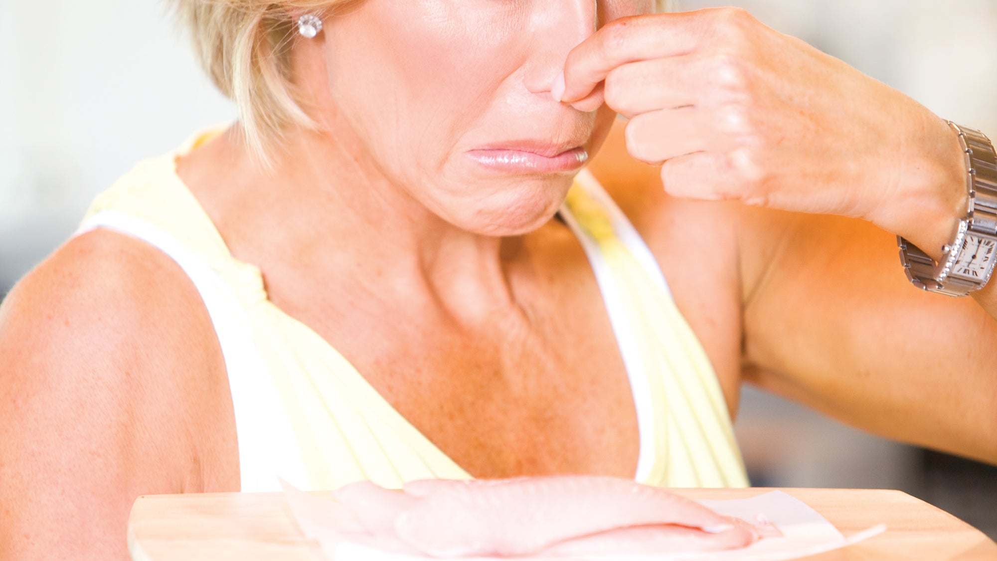 When is food not fresh anymore article