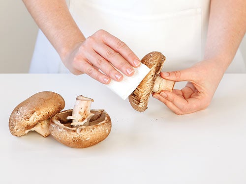 PrepPortobello1_slide How to Prep Portobello Mushrooms
