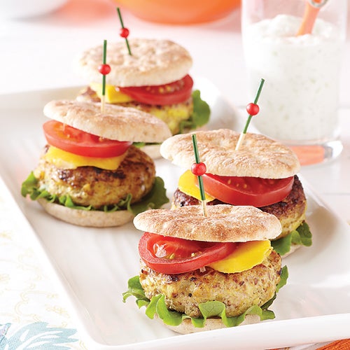 CurriedTurkeyBurgerSliders_article