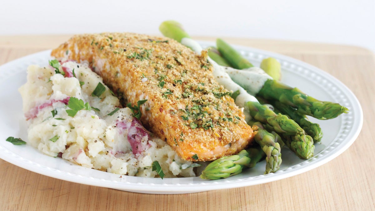Horseradish Salmon & Asparagus