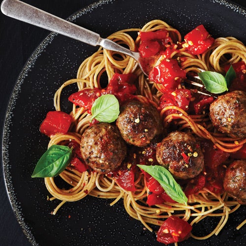 SpaghettiAndMeatballs_Article spagetti and meatballs in sauce
