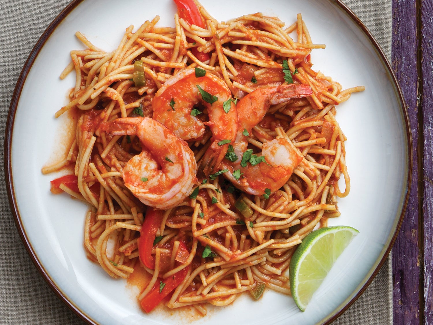 Spanish shrimp fideuá - Chatelaine