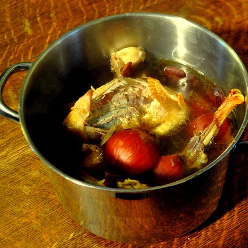 How to Make Homemade Chicken Broth