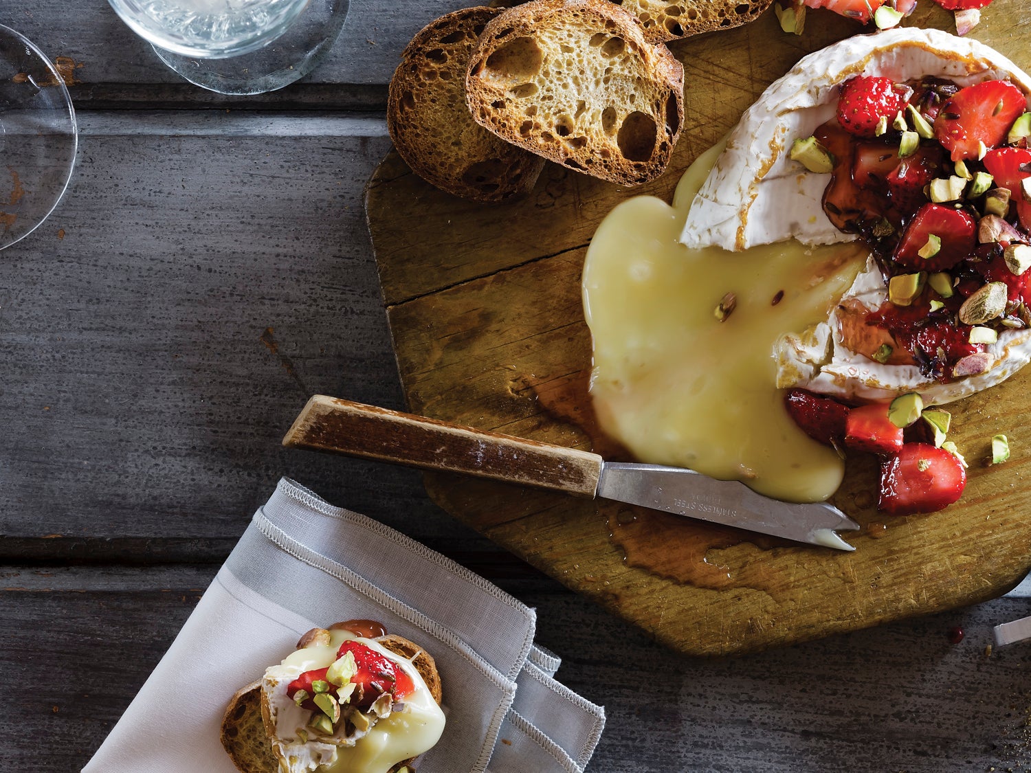 Baked Brie Honey