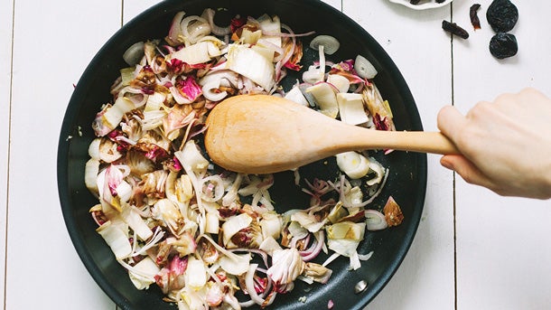 Sauteed-Chicory-Salad-Prep_5