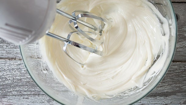 whitechocolateorangebodybutter_beat-body-butter_-step-7-(option-1)-resized