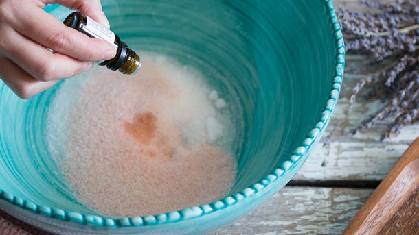 lavenderfootsoak_step-2_add-essentialoil