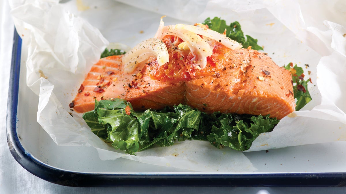 Clean Eating's Salmon, Orange & Fennel in Parchment Recipe