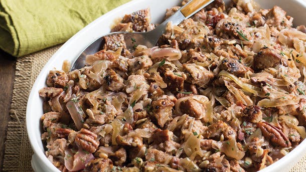 ssCaramelized-Onion-Pecan-Stuffing_resize