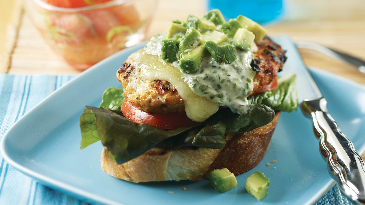 Chicken Burgers with Basil Yogurt Sauce - Clean Eating Magazine