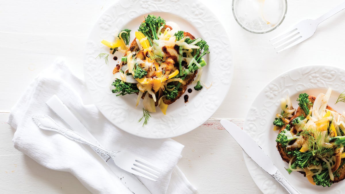 Openfaced Veggie Melts with Smoked Mozzarella Recipe Clean Lunch Recipes