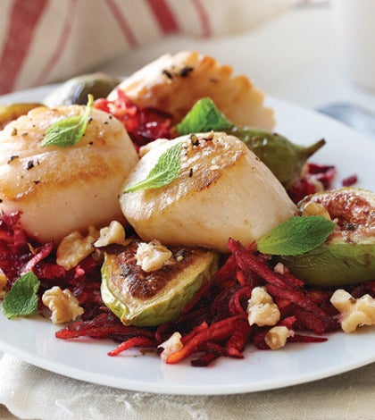 Shredded Beet Salad with Broiled Figs Scallops