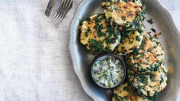 600BubbleSqueakKalePotatoPatties_001_white