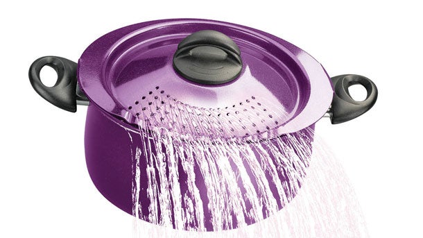 https://cdn.cleaneatingmag.com/wp-content/uploads/2016/11/holiday-gift-idea-colander.jpg?width=730