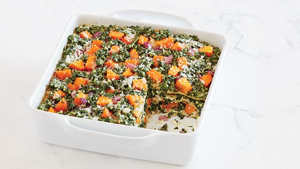 600ButternutSquashLasagna_CutInto_001