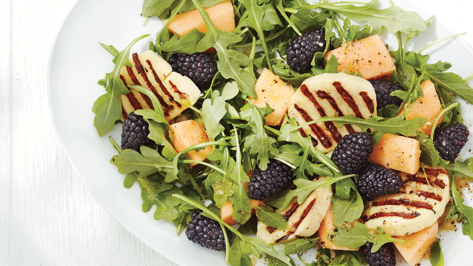 2Grilled-Chicken-Panzanella-Skewers-71 None