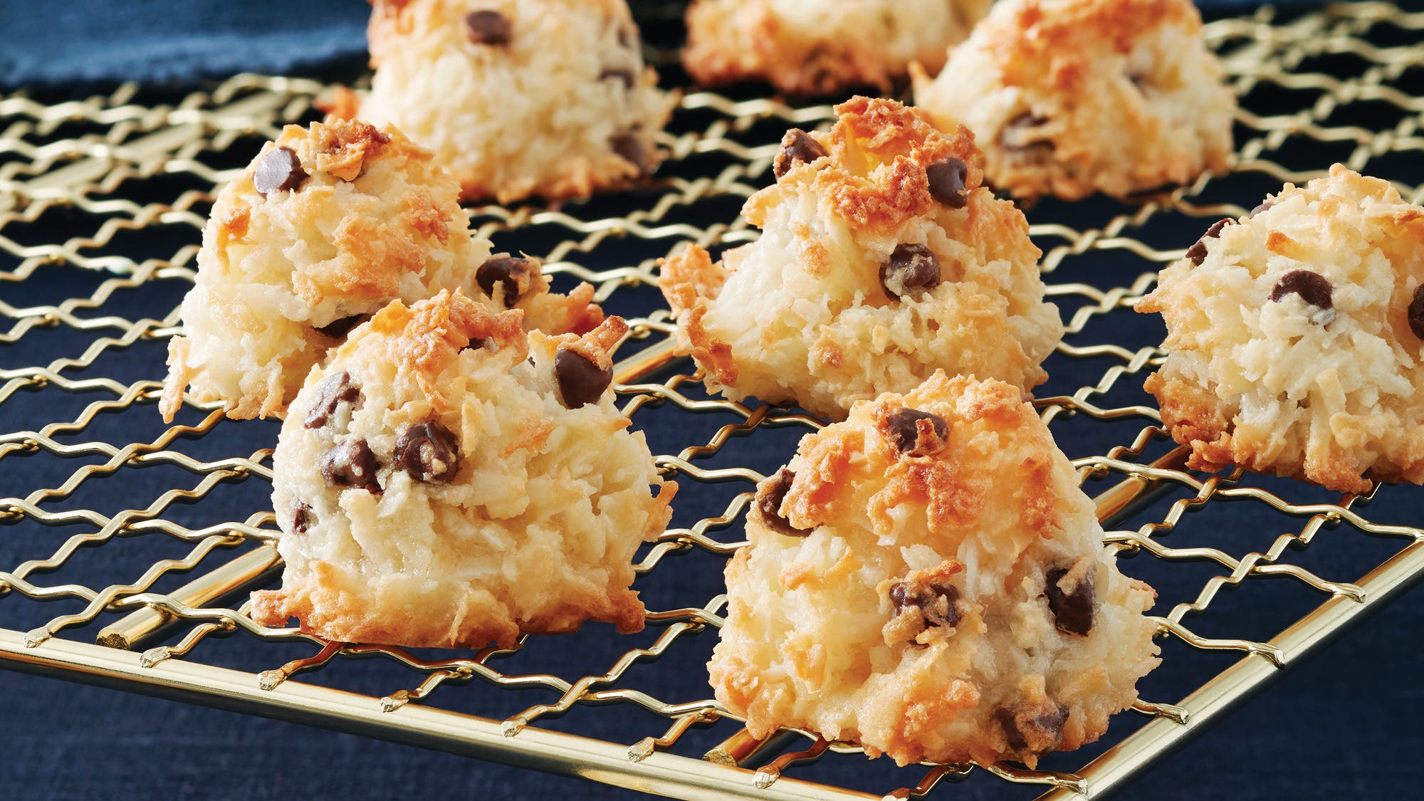 Clean Coconut Macaroons with Chocolate Chips recipe