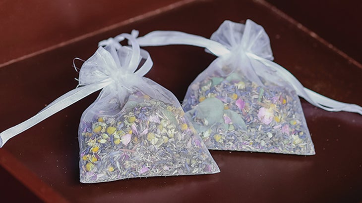 Clean-Living_Nontoxic-Scented-Sachets-inset5-76-web Nontoxic Scented Sachets step 5