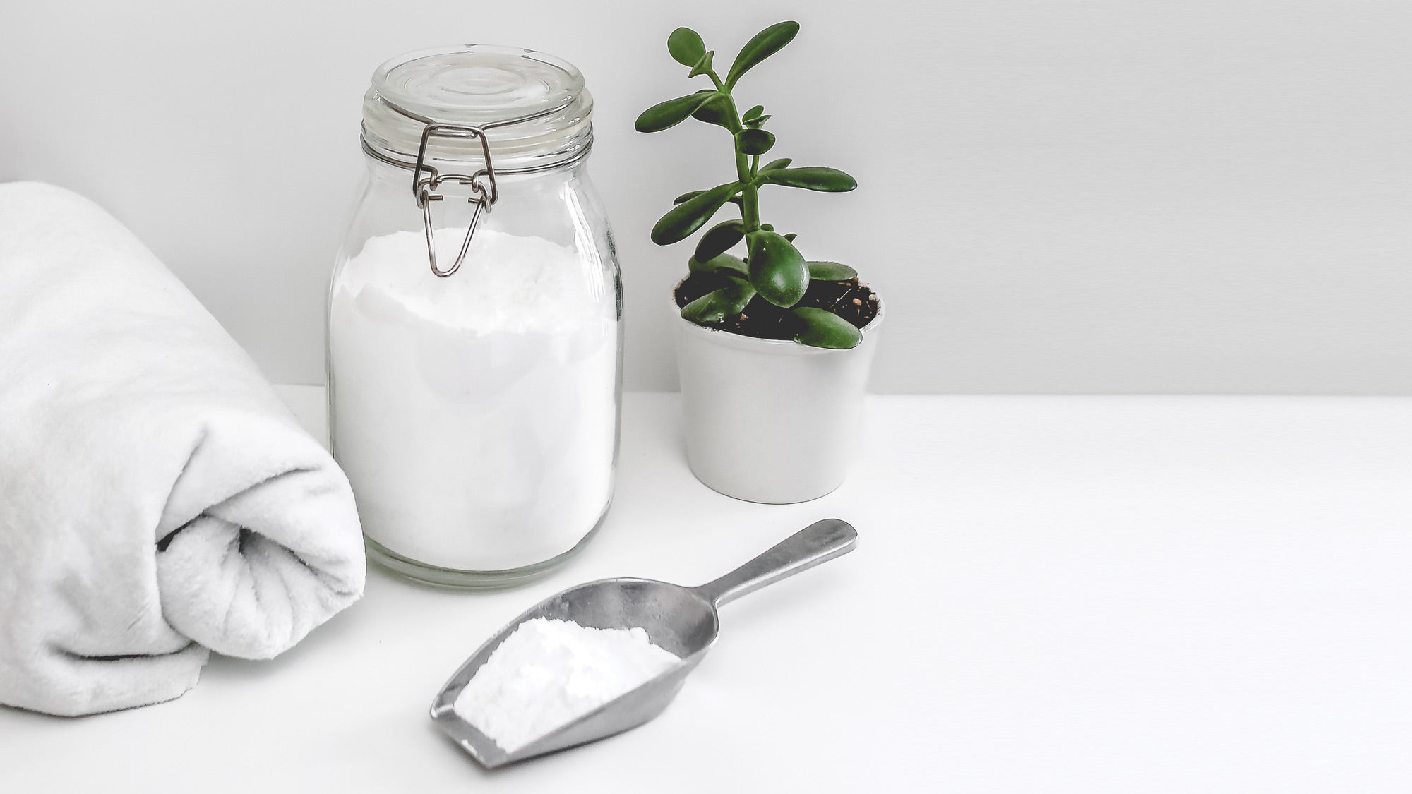 Green cleaning detergent inset photo