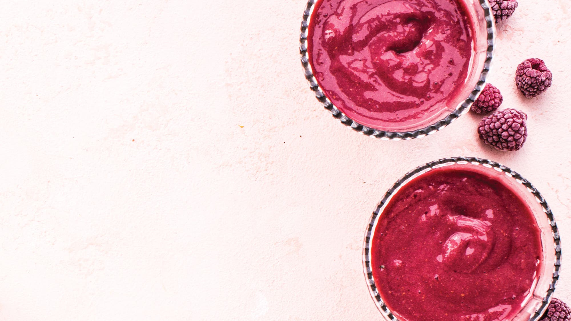 Pomegranate Raspberry Smoothie recipe