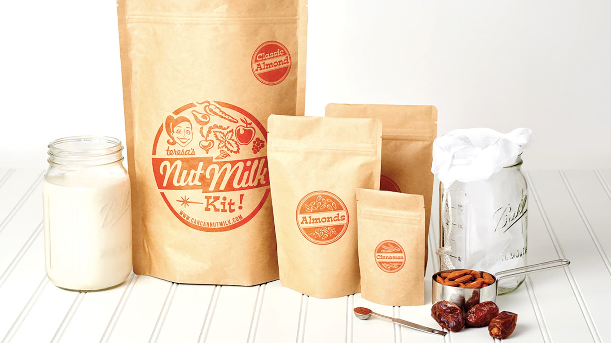 CAN CAN DIY Nut Milk Kit in Classic Almond