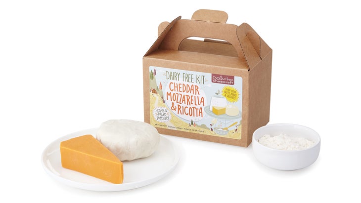 G&G_Uncommon-Goods-Dairy-Free-Cheddar-&-Mozzarella-&-Ricotta-Kit_79-WEB Uncommon Goods Dairy-Free Cheddar, Mozzarella and Ricotta Kit