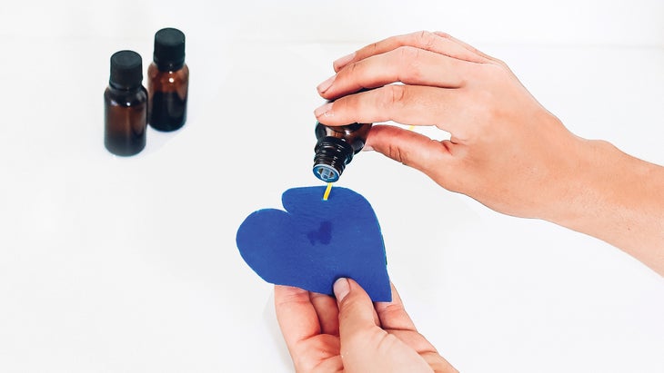 BNB_DIY-Air-Freshener-Step-4_82-WEB DIY Air Freshener