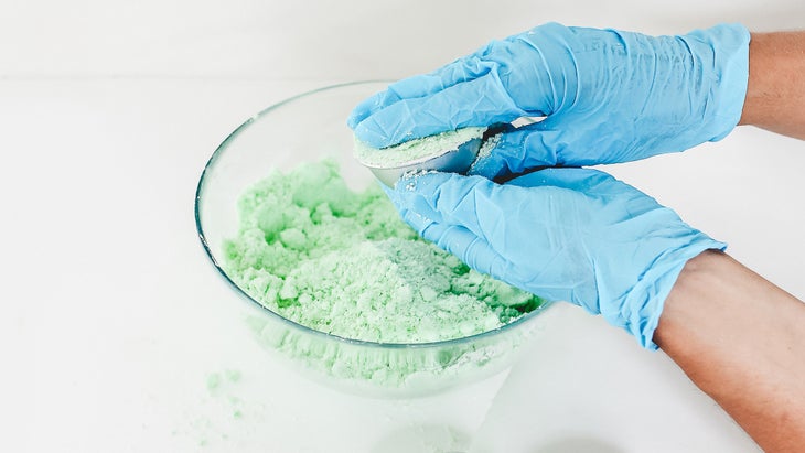 BNB_Bath-Bombs-Inset4_83-WEB Bath Bombs DIY