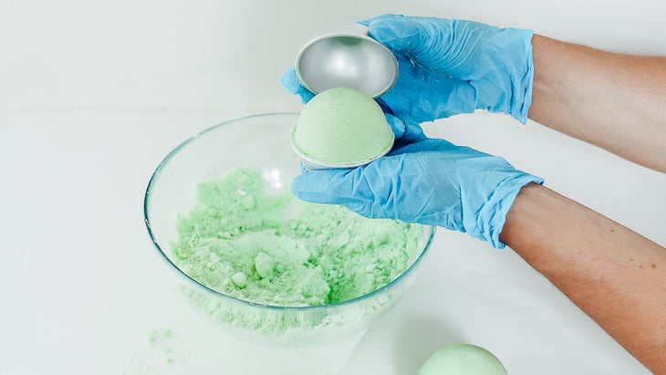 BNB_Bath-Bombs-Inset5_83-WEB Bath Bombs DIY
