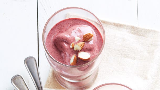 sweet-cherry-flaxseed-smoothie