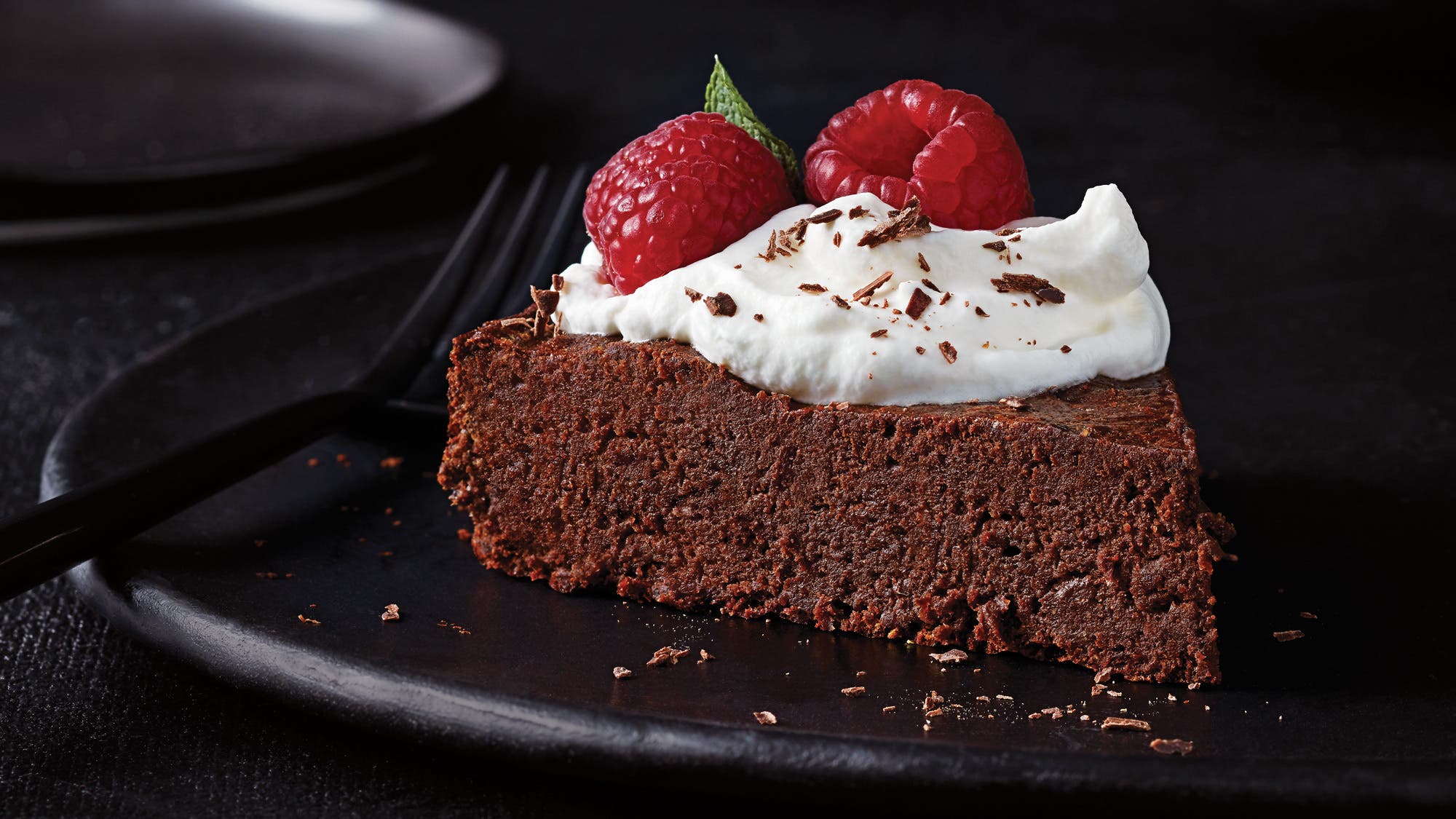 Flourless Chocolate Fudge Cake with Whipped Cream recipe