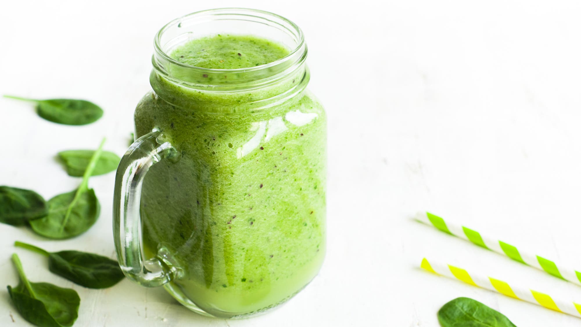 BNB_Green-Smoothie_Inset_nadianb_87-WEB None