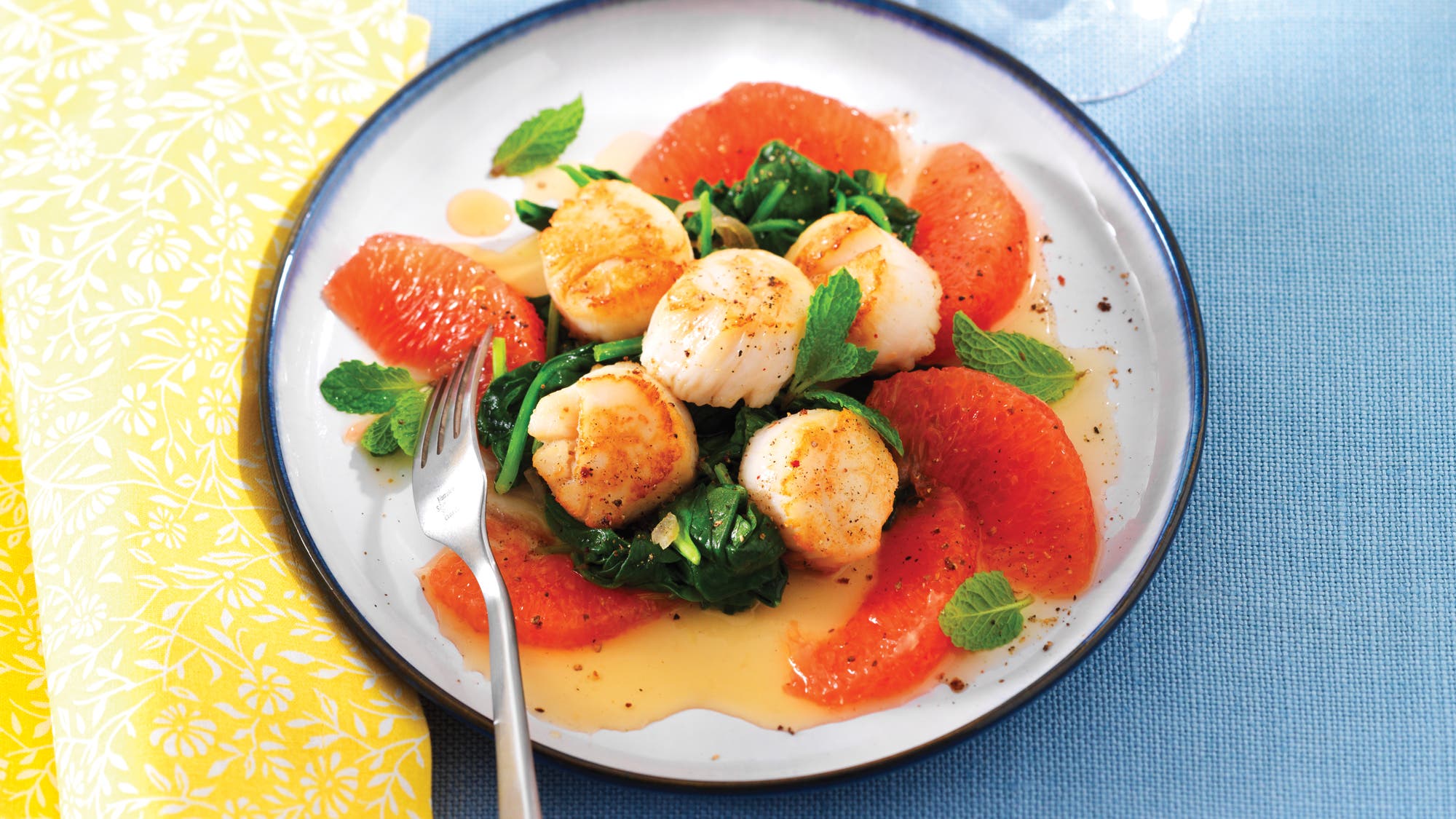 Scallops with Wilted Spinach, Grapefruit and Mint recipe