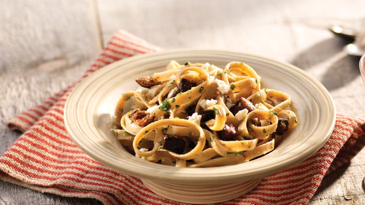 Fettuccine with Mint Pesto Figs and Feta Fettuccine with pesto recipe