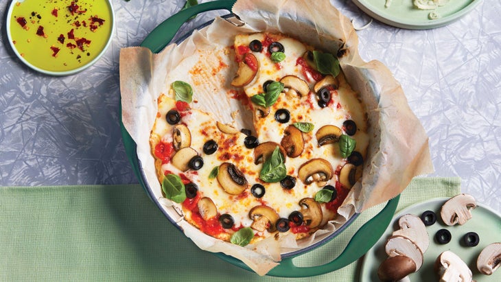 Cauliflower-Crust-Pizza_91 Cauliflower-Crust Pizza with Mushrooms & Olives recipe