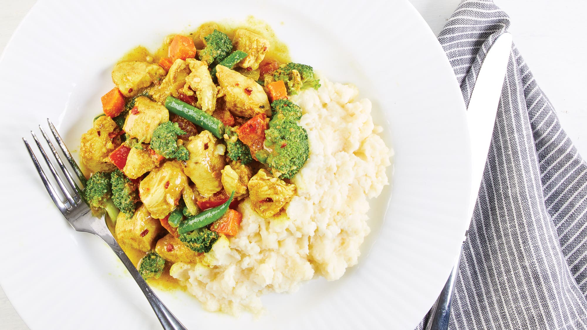 Creamy Chicken Curry with Mashed Potatoes recipe