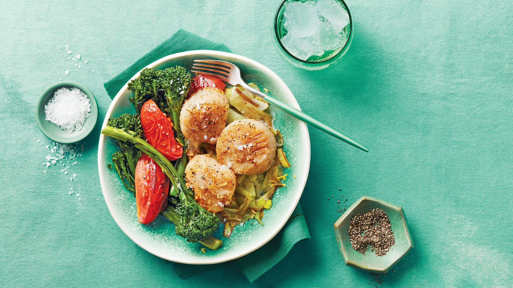 Roasted Scallops with Broccolini & Caramelized leeks