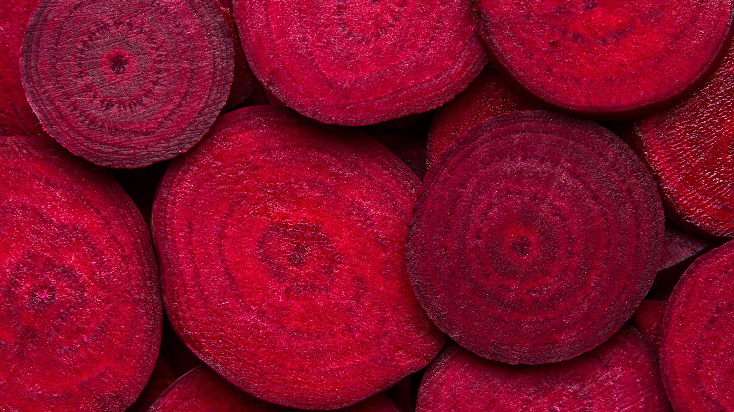 A new study finds that juice from beets promotes mouth bacteria linked to healthier blood vessels and brain function in older individuals.
