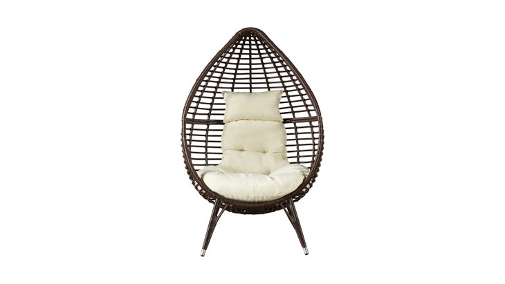 Teardrop wicker chair with lounge cushion