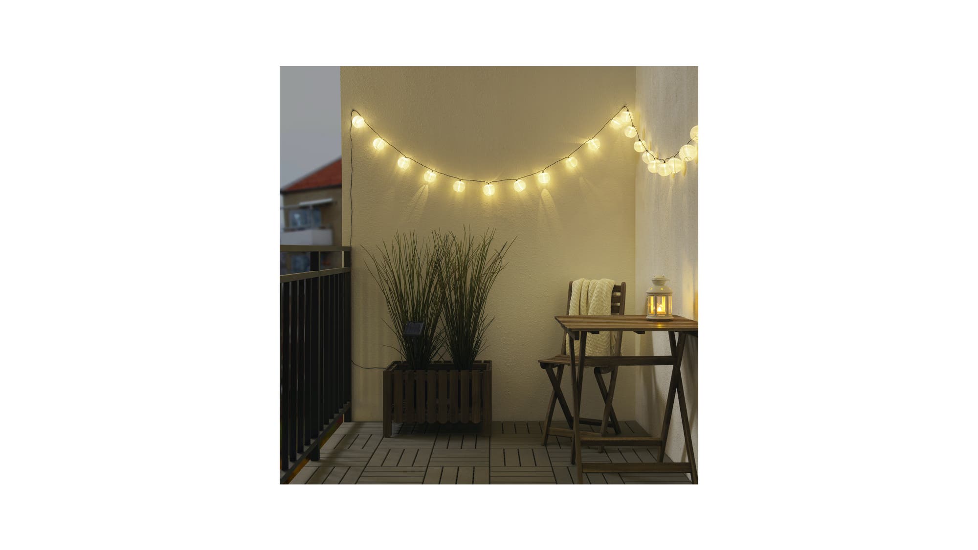 String of bulb lights