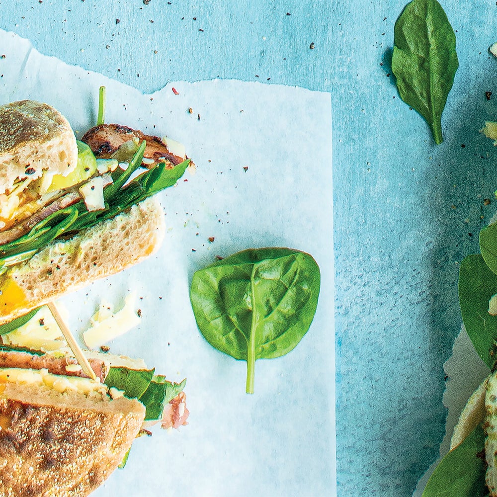 Toasted Pesto Egg Breakfast Sandwiches