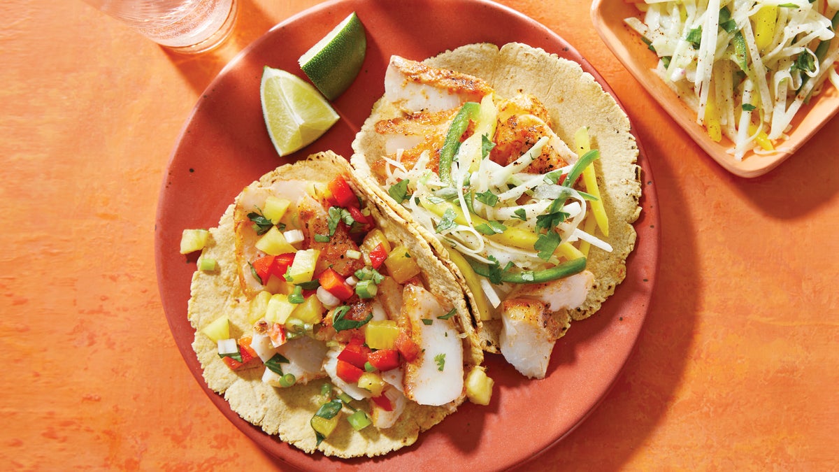 Chile-Lime Fish Tacos Recipe - Clean Eating