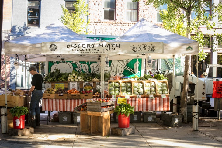 a farmer's market in vermont